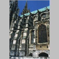 Chartres, 17, Langhaus von SO, Foto Heinz Theuerkauf, large.jpg